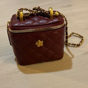 New  Quilted‎ Burbugdy  Chain mini Bag